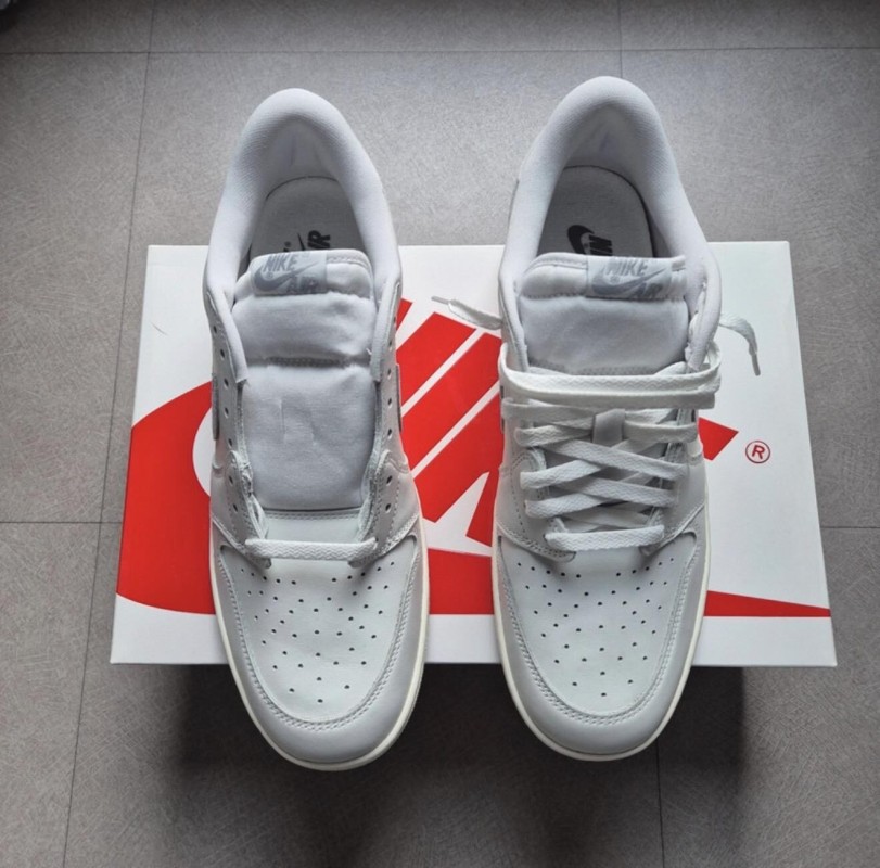 Jordan 1 low "Neutral Grey" 2