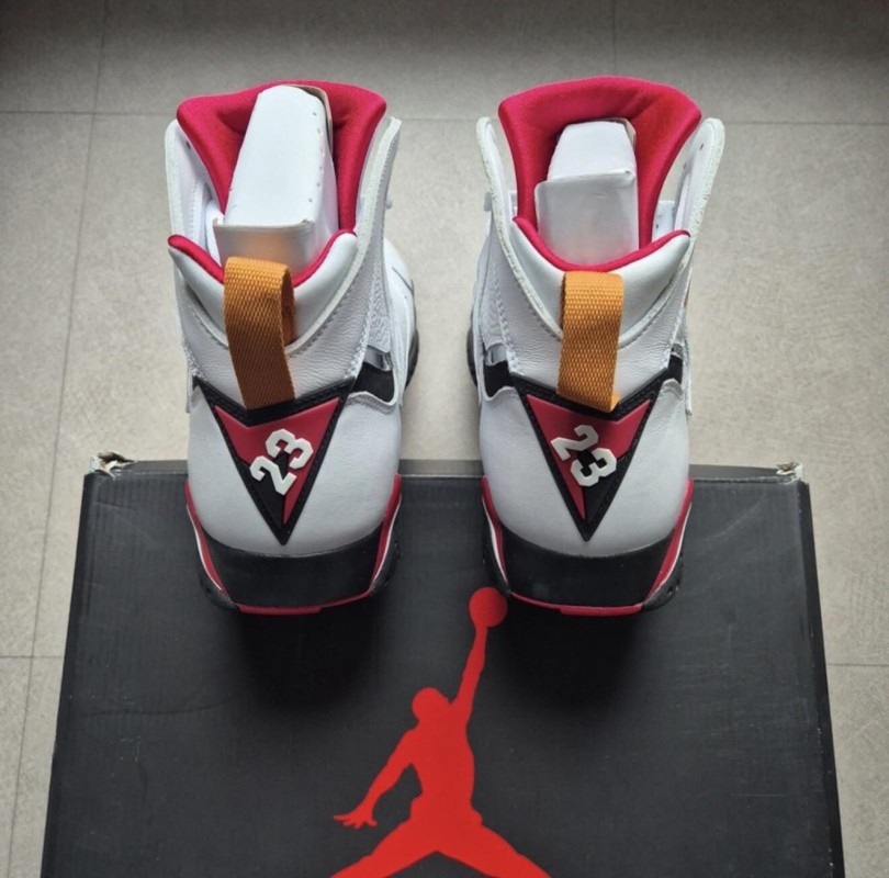 Jordan 7 "Cardinal" 2