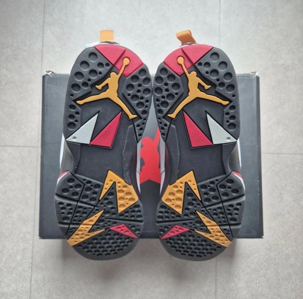 Jordan 7 "Cardinal"