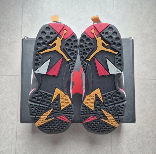 Jordan 7 "Cardinal"
