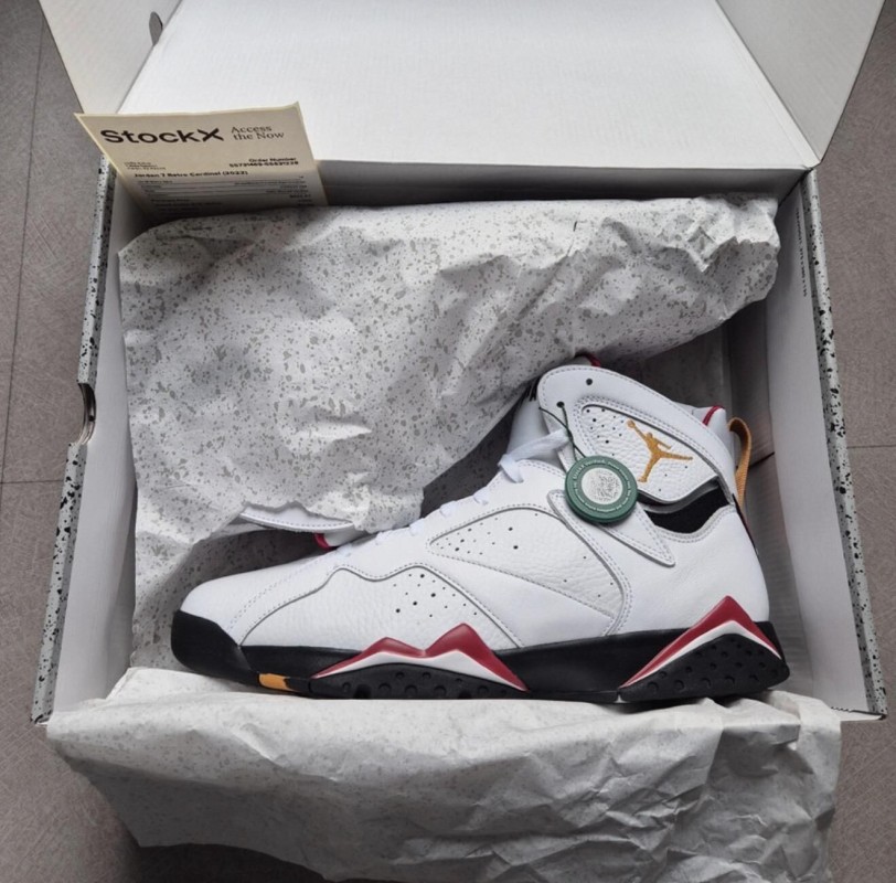 Jordan 7 "Cardinal" 2