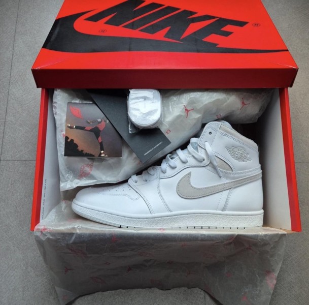 Jordan 1 High "Neutral Grey"