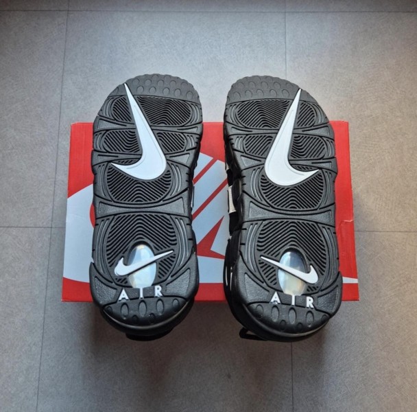 Air More Uptempo 96 "Black & White"