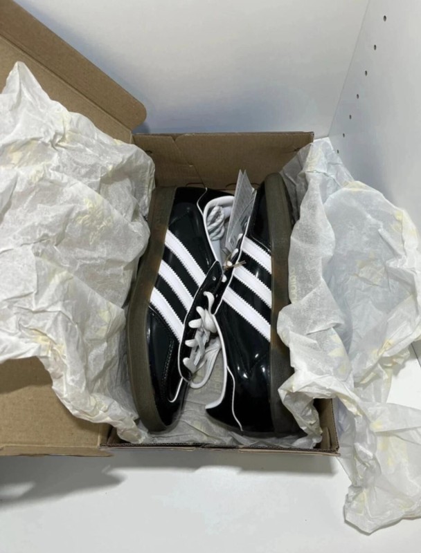 Adidas Gazelle Indoor - Noir / Blanc brillante 2