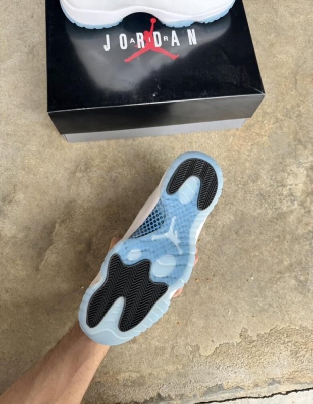 Jordan 11 Legend Blue 2