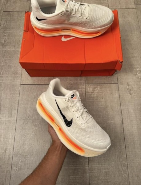 Nike Vomero Premium Sail