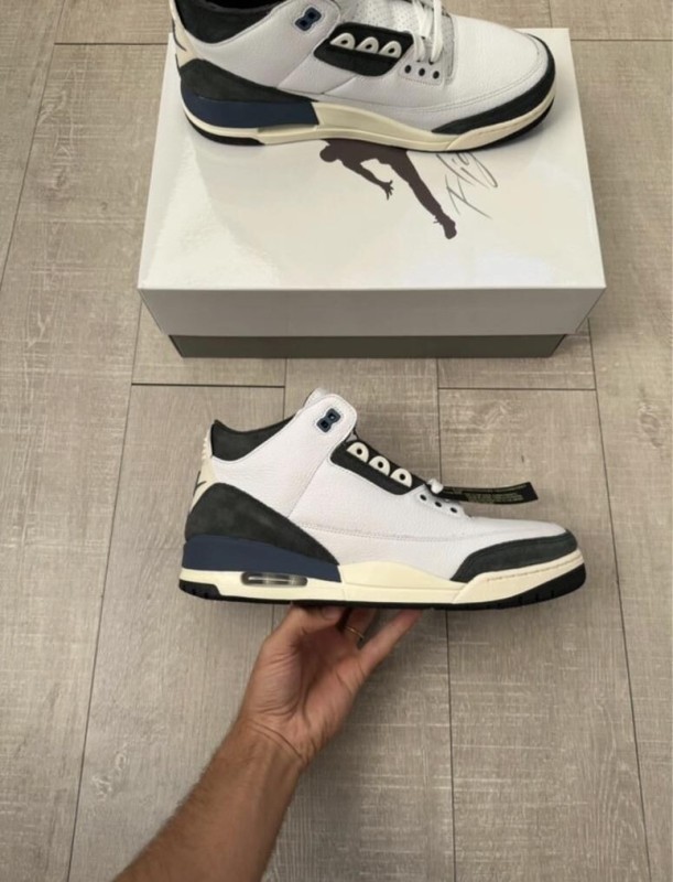 Jordan 3 A Ma Manière Diffused Blue