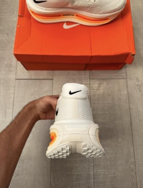 Nike Vomero Premium Sail