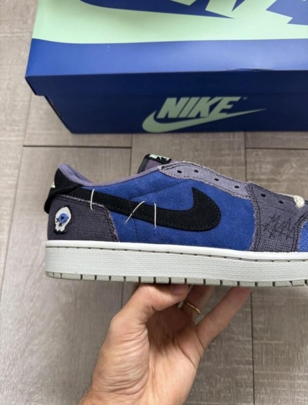 Jordan 1 low Voodoo Alternate 2