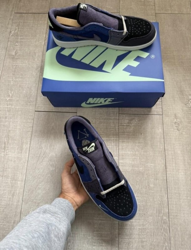 Jordan 1 low Voodoo Alternate 2