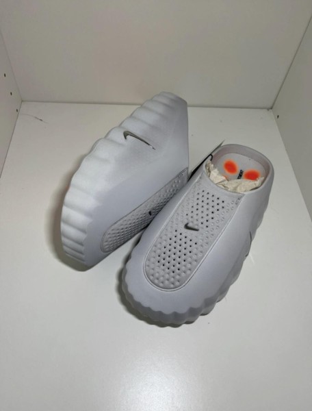 Nike MIND 001 Gris / Taille 49,5