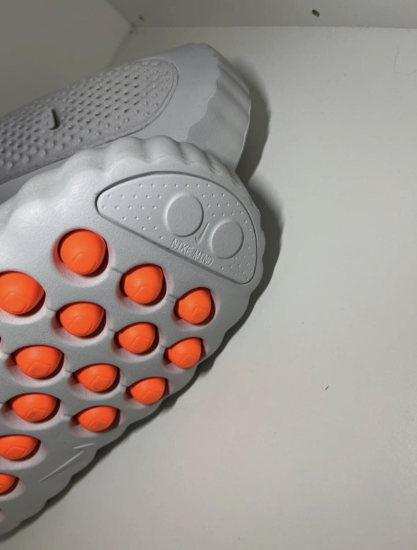 Nike MIND 001 Gris / Taille 49,5 2