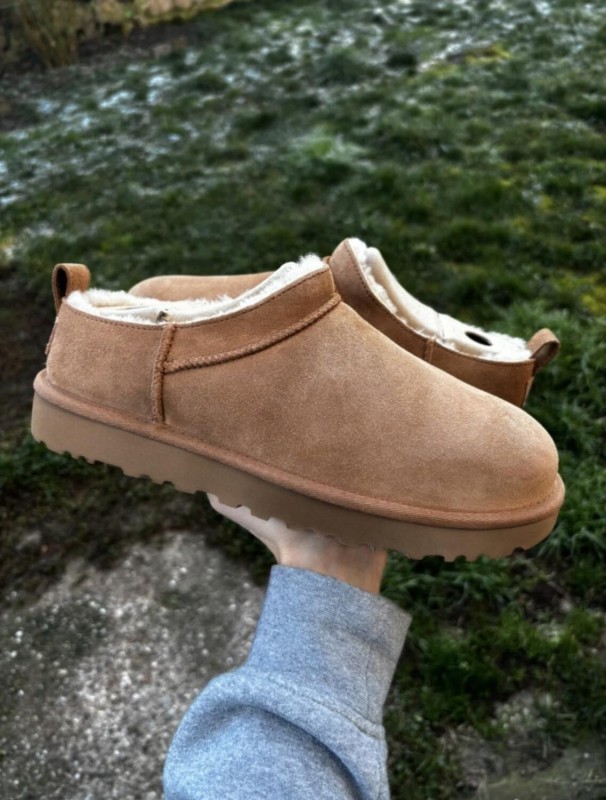 UGG Classic Micro Chestnut - Taille 40