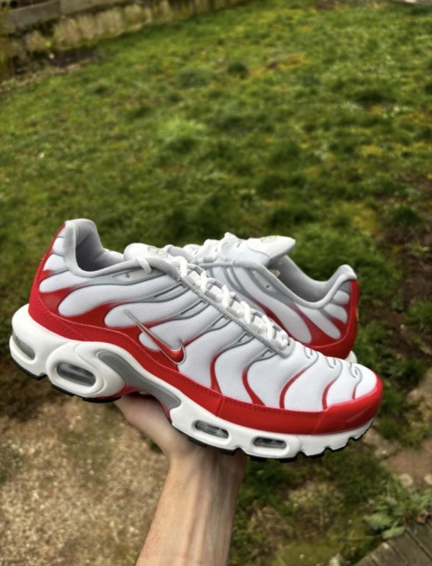 Nike TN Air Max Plus Rouge et Blanche White University Red - Taille 43 - Neuf