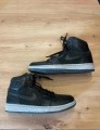 Jordan 1 Retro NYC Taille 42 8,5us Neuve