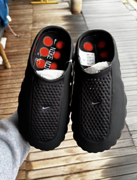 Nike Mind 001 Noir Black - Taille 40 - Neuf