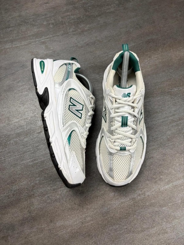New balance 530 green - taille 39,5