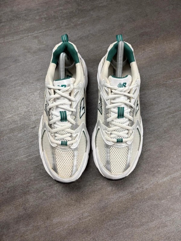 New balance 530 green - taille 39,5 2