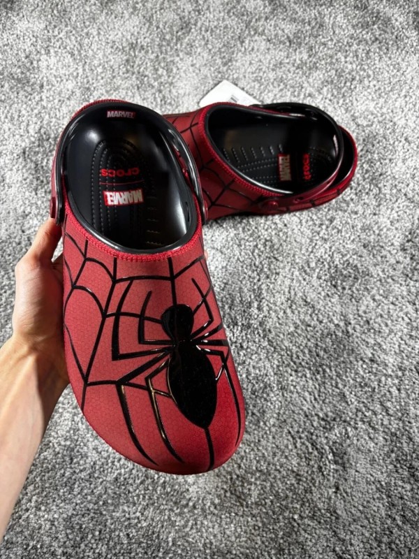 Crocs Classic Clog Marvel Spider-Man - Taille 45/46 2