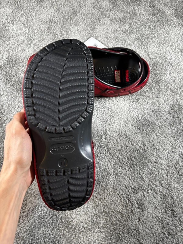 Crocs Classic Clog Marvel Spider-Man - Taille 45/46 2