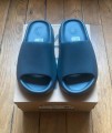 adidas yeezy slide slate grey