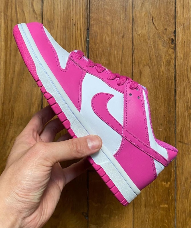 Nike dunk low active pink fuchsia
