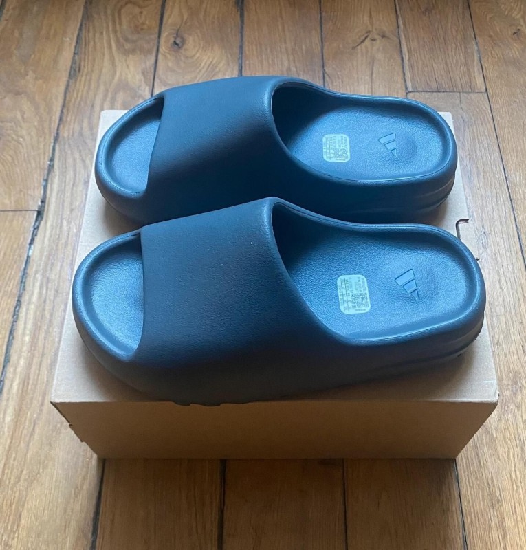 adidas yeezy slide slate grey 2
