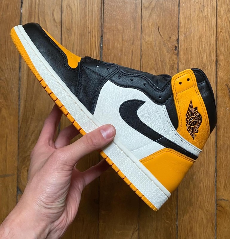 Jordan 1 high retro OG taxi yellow 555088-711