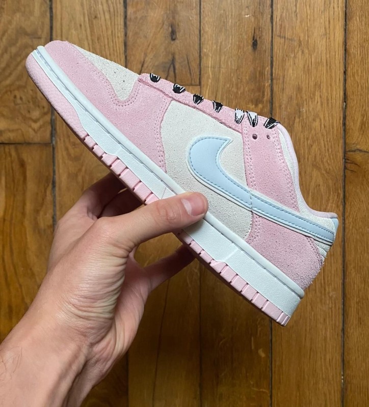 Nike dunk low LX pink foam (w)