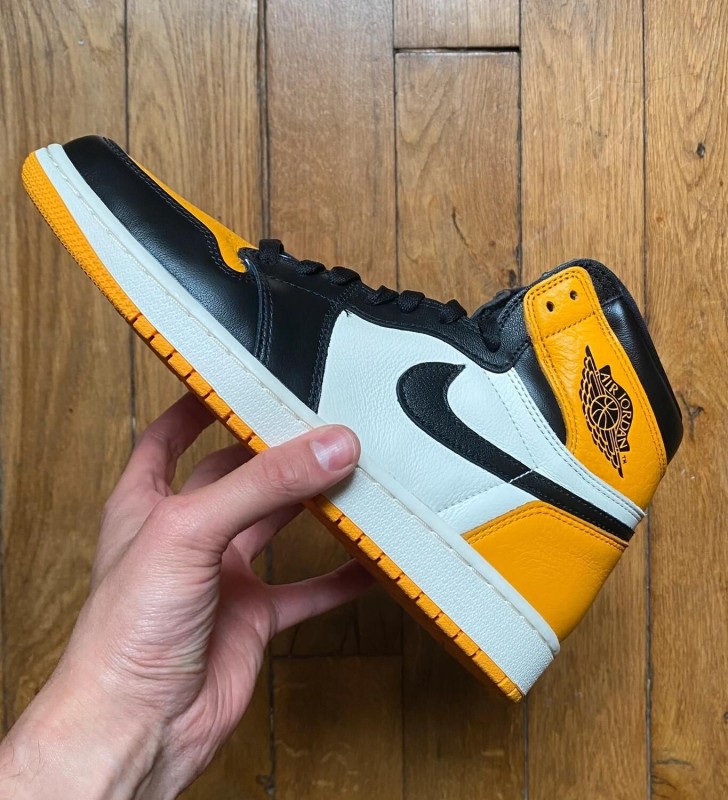 Jordan 1 high retro OG taxi yellow 555088-711