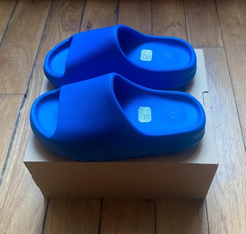 Adidas yeezy slide azure 2