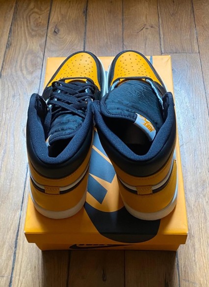Jordan 1 high retro OG taxi yellow 555088-711