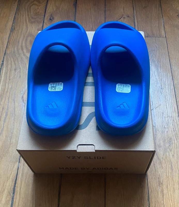 Adidas yeezy slide azure 2