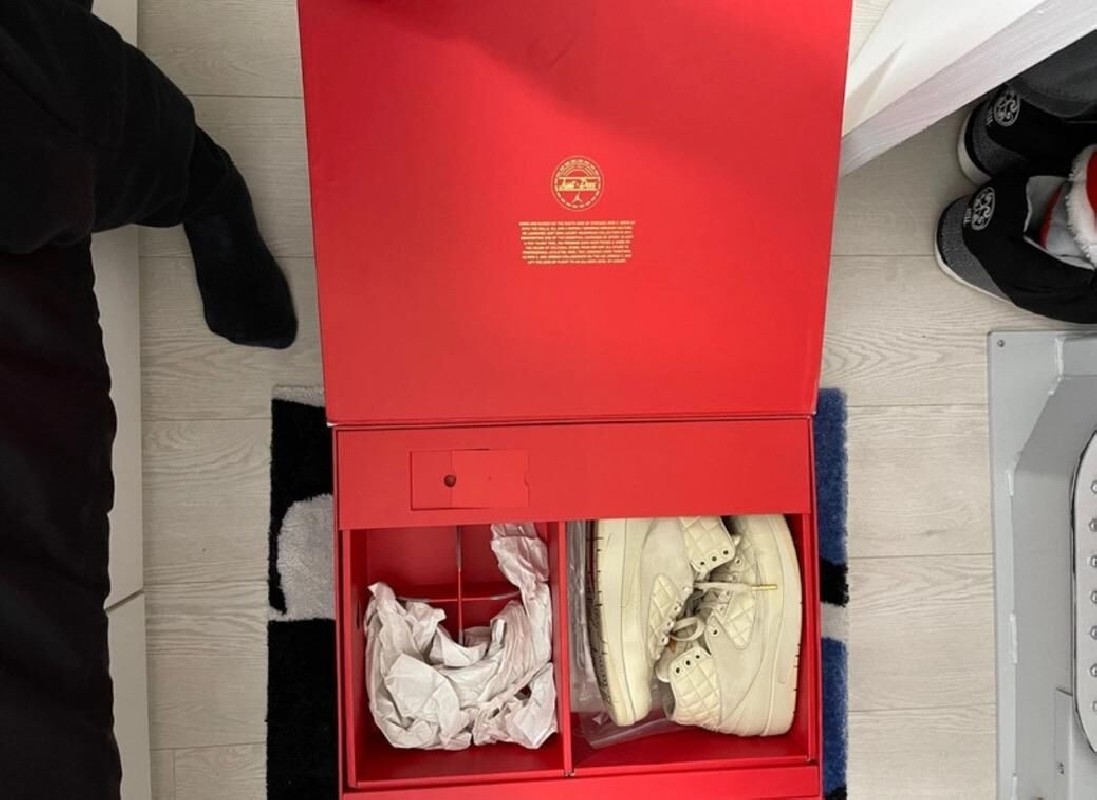 Jordan 2 Retro Just Don Beach Pack Taille 41 2