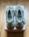 Adidas yeezy foam RNR stone salt kids