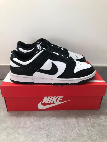 Nike dunk low panda