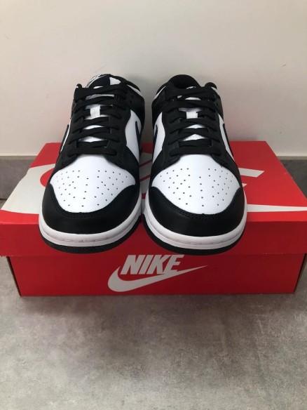 Nike dunk low panda