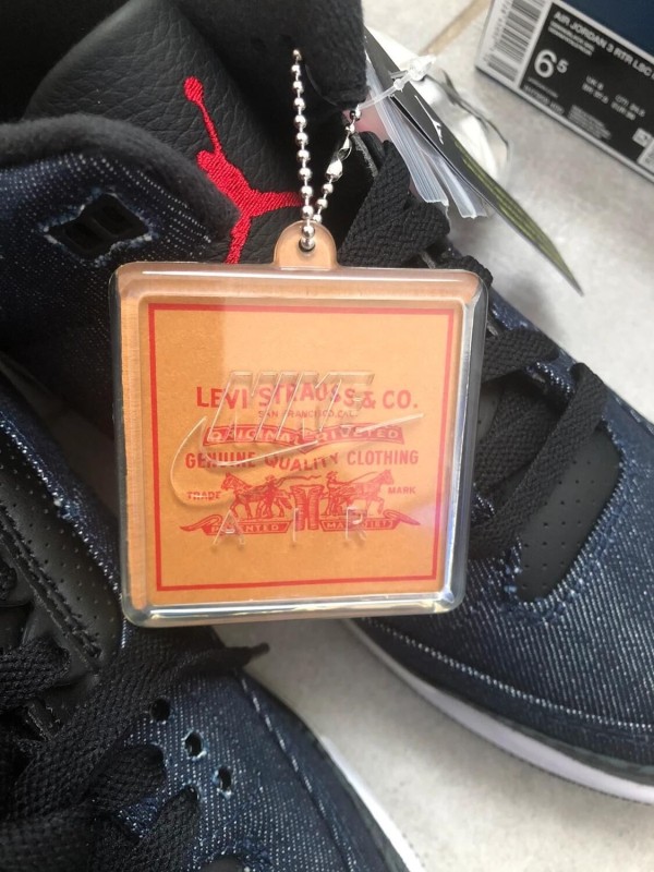 Nike air jordan 3 Levi's 2