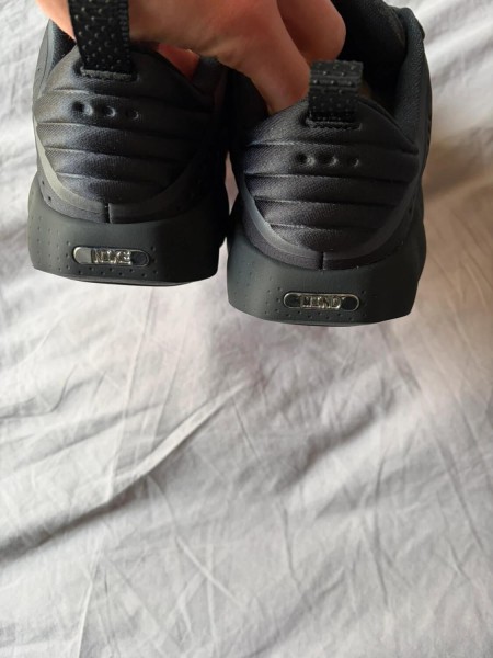 Nike Mind 002 Black Crimson