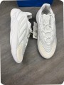 adidas ozelia white ( taille 45 1/3 )