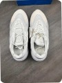 adidas ozelia white ( taille 45 1/3 )