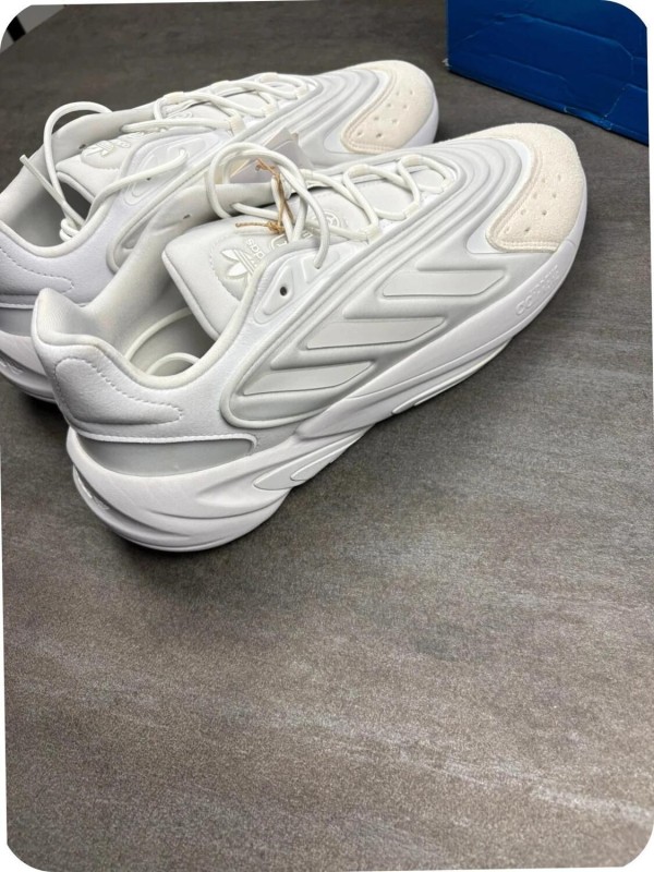 adidas ozelia white ( taille 45 1/3 ) 2