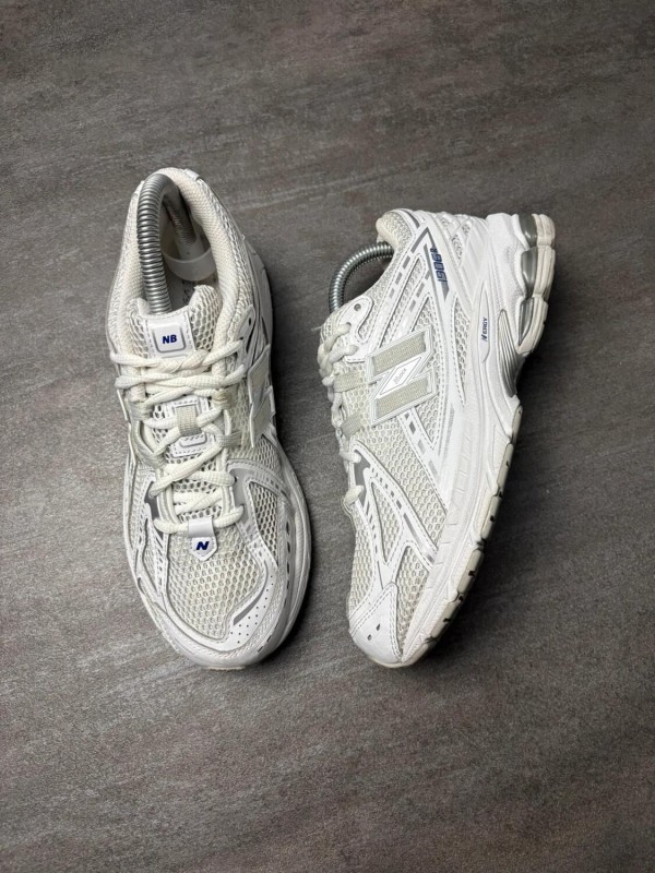 New balance 1906r white - taille 38