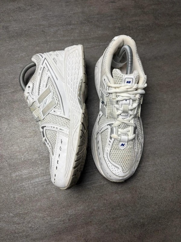 New balance 1906r white - taille 38 2