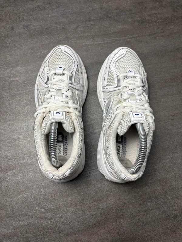 New balance 1906r white - taille 38 2