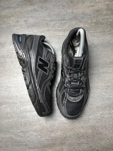 New balance 740 black - taille 38