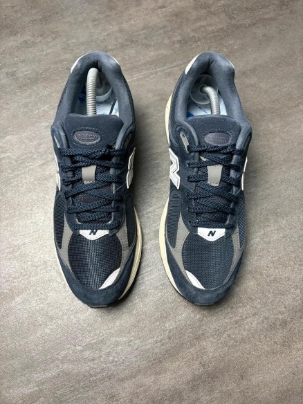 New balance 2002r midnight navy - taille 42