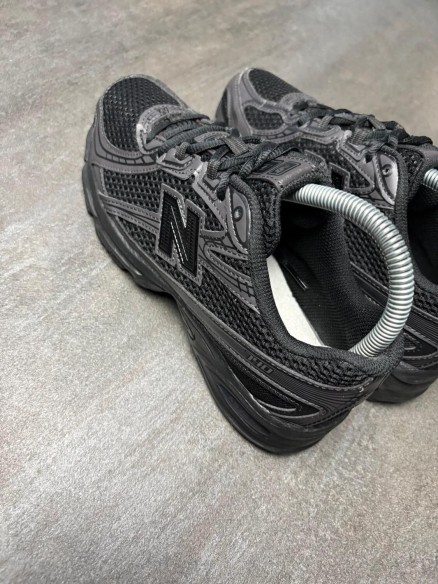 New balance 740 black - taille 38