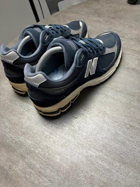 New balance 2002r midnight navy - taille 42