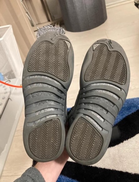 Jordan 12 Retro PSNY Taille 42